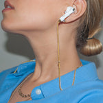 Tapper's real 18K gold plated original tech jewelry mesh chain protects your AirPods. The luxurious, elevated and accessible necklace plated in precious metals steps up your AirPod jewellery game. Worried about losing your AirPods? Magnetic lock for convenient and hassle-free safekeeping around the neck. The next must-have AirPods accessory crafted for ultimate luxury. Compatible with all generations of Apple AirPods and AirPods Pro. Designed in Sweden by Tapper. Free Express Shipping at gettapper.com