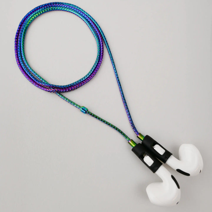 Tapper's real oil plated original tech jewelry foxtail chain protects your AirPods. The luxurious, elevated and accessible necklace plated in precious metals steps up your AirPod jewellery game. Worried about losing your AirPods? Magnetic lock for convenient and hassle-free safekeeping around the neck. The next must-have AirPods accessory crafted for ultimate luxury. Compatible with all generations of Apple AirPods and AirPods Pro. Designed in Sweden by Tapper. Free Express Shipping at gettapper.com