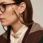 Adjustable Eye Glasses Strap with 18K Gold Detailing – A stylish and functional accessory to keep your eyeglasses or sunglasses secure. Designed in Sweden for elegance and versatility.