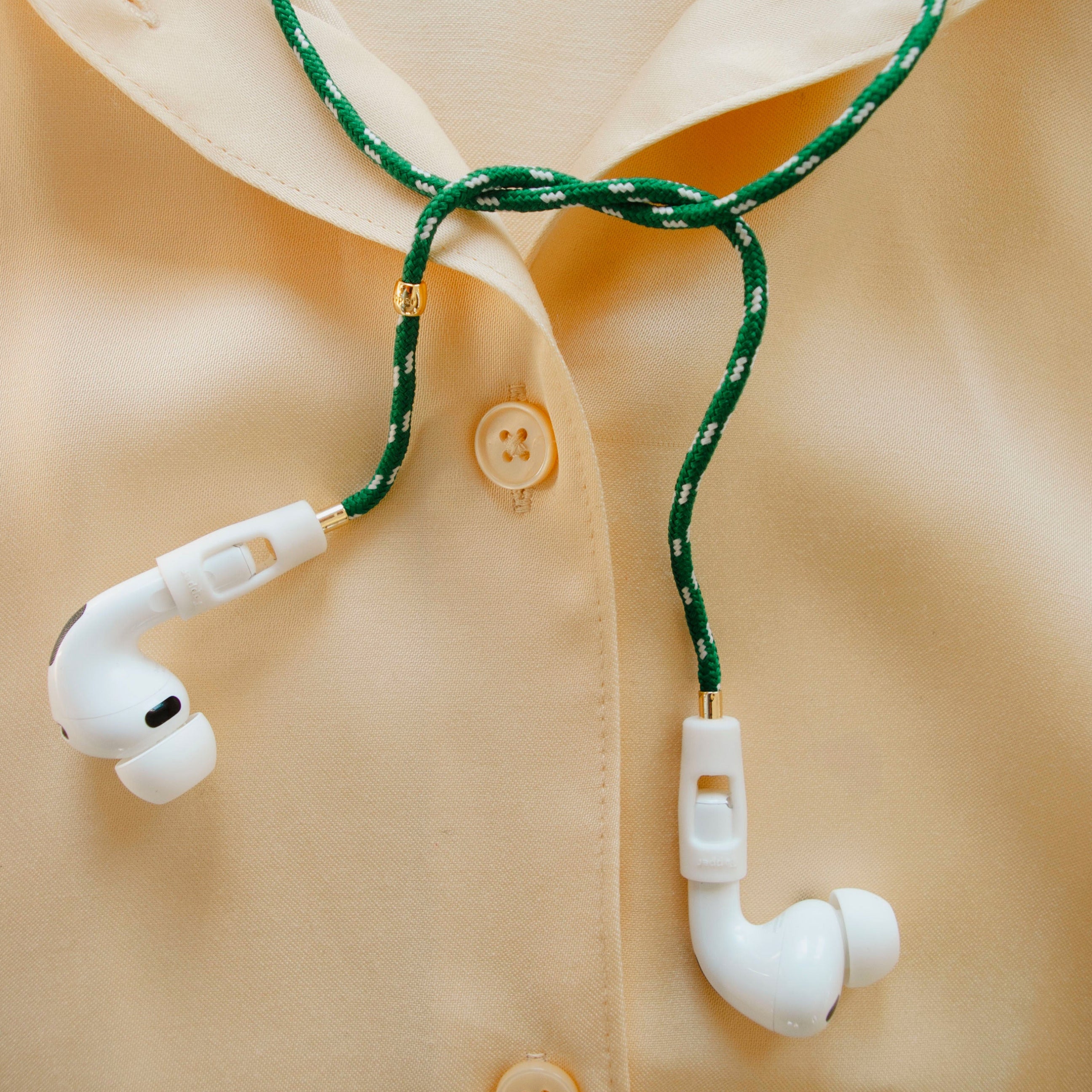 Never lose or misplace your AirPods again. Let the lightweight and durable Tapper Nylon AirPods Strap Necklace keep track of your AirPods and AirPods Pro by eliminating the need to hold them in your hands, drop them into your pockets, or risk losing them if they fall out of your ears. Comes with a built-in magnetic lock that snaps the AirPods around your neck, forming a sleek necklace and making them easily accessible. AirPods Strap compatible with Apple AirPods & AirPod Pro (1st, 2nd, 3rd, 4th generation)