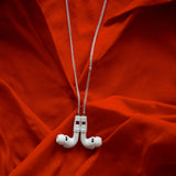 Tapper's real 925 silver plated original tech jewelry mesh chain protects your AirPods. The luxurious, elevated and accessible necklace plated in precious metals steps up your AirPod jewellery game. Worried about losing your AirPods? Magnetic lock for convenient and hassle-free safekeeping around the neck. The next must-have AirPods accessory crafted for ultimate luxury. Compatible with all generations of Apple AirPods and AirPods Pro. Designed in Sweden by Tapper. Free Express Shipping at gettapper.com