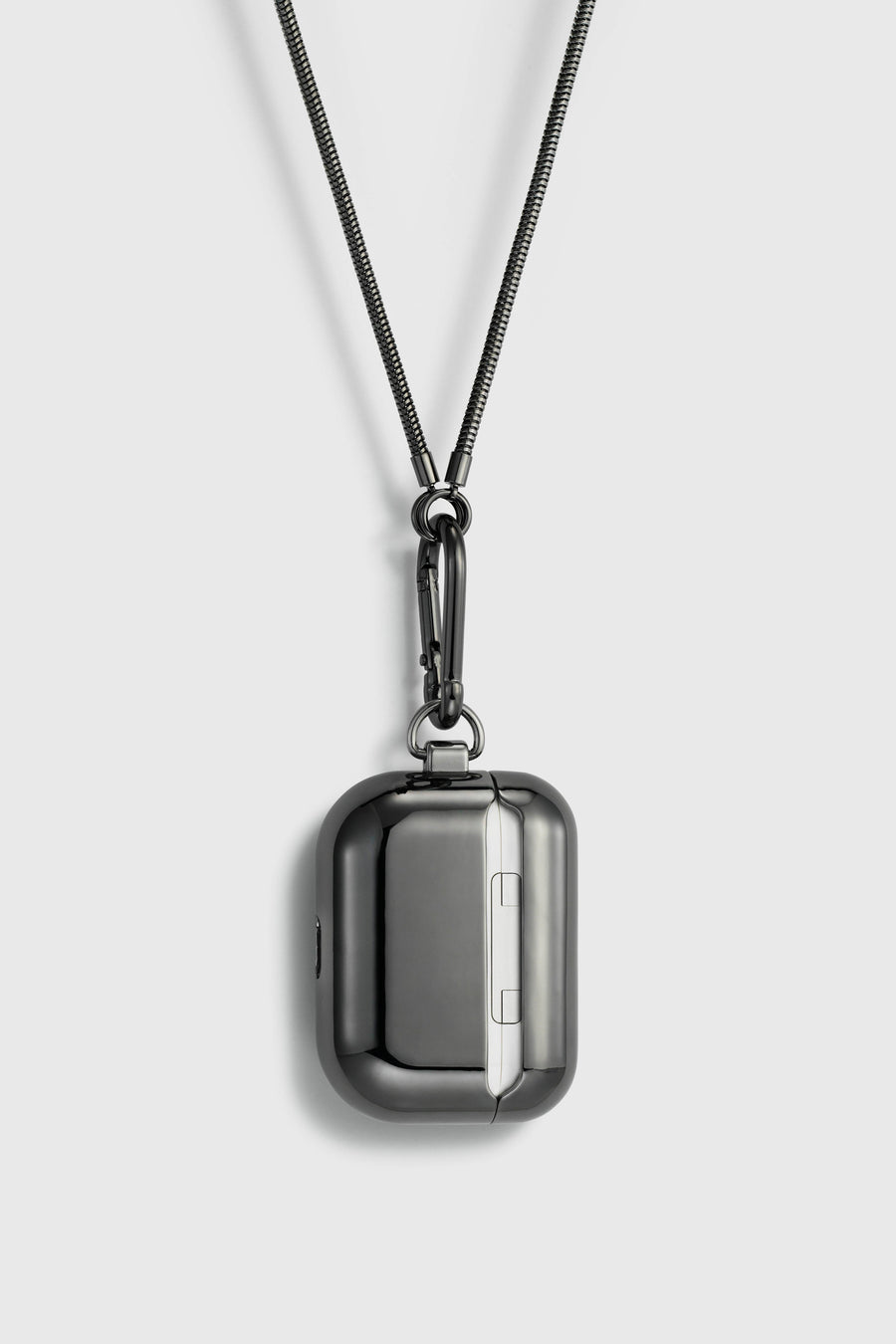 Tapper's real hematite black plated original metal neck case tech jewelry protects and keeps your Apple AirPods Pro close at hand. The luxurious, elevated and accessible neck case plated in precious metals steps up your AirPods Pro jewellery game. Worried about losing your AirPods? Detachable snake chain and carabiner for convenient and hassle-free safekeeping around your neck. The next must-have accessory crafted for ultimate luxury. Compatible with AirPods Pro. Designed in Sweden. Free Express Shipping.