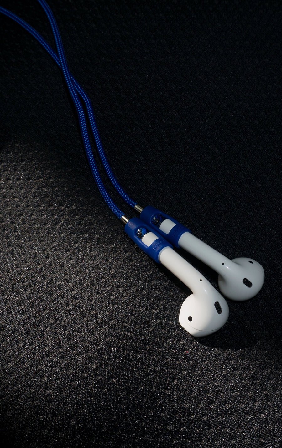 Tapper active’s original nylon straps protects your Apple AirPods and AirPods Pro. The accessible AirPods necklace steps up your AirPods and AirPods Pro game. Worried about losing your AirPods? Magnetic anti-lost straps with built-in magnetic lock for convenient and hassle-free safekeeping around your neck. The next must-have AirPods accessory designed for working out and running. Compatible with all generations of AirPods and AirPods Pro. Designed in Sweden by Tapper. Free Express Shipping at gettapper.com